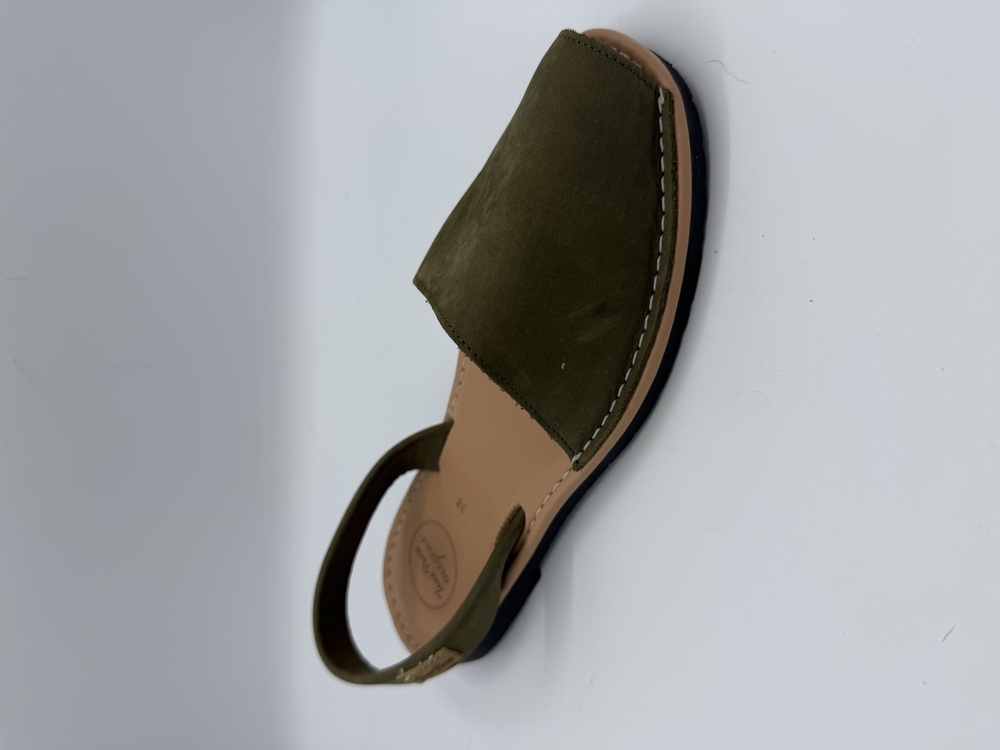 Toni Pons Avarcas Grau‑QT Women’s Sandals Olive Green Size 38 Made in Spain.)